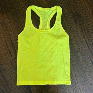Lululemon tank size 2